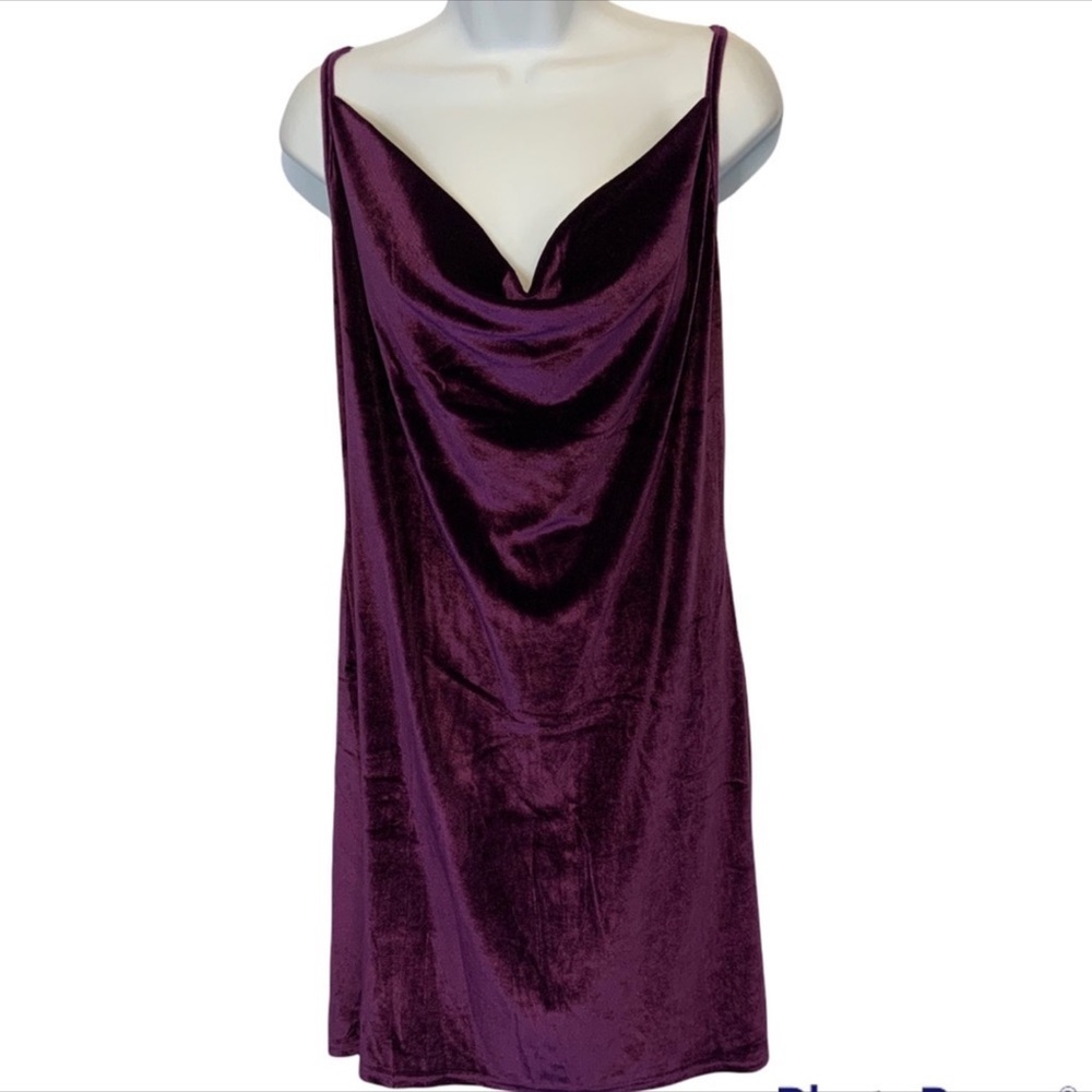 SHEIN Curve Crushed Velvet Dress